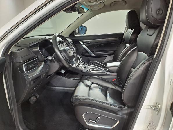 Geely Atlas Pro с пробегом 2022 года, цена 1 977 000 рублей, 69144 км, внедорожник, Автокод Объявления