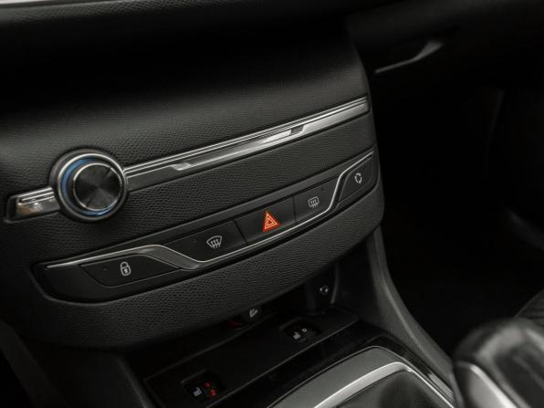 Peugeot 308 II с пробегом 2014 года, цена 780 000 рублей, 201716 км, хэтчбек, Автокод Объявления