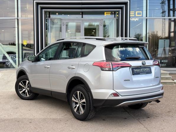 Toyota RAV4 IV (XA40) Рестайлинг с пробегом 2017 года, цена 2 030 000 рублей, 166418 км, внедорожник, Автокод Объявления