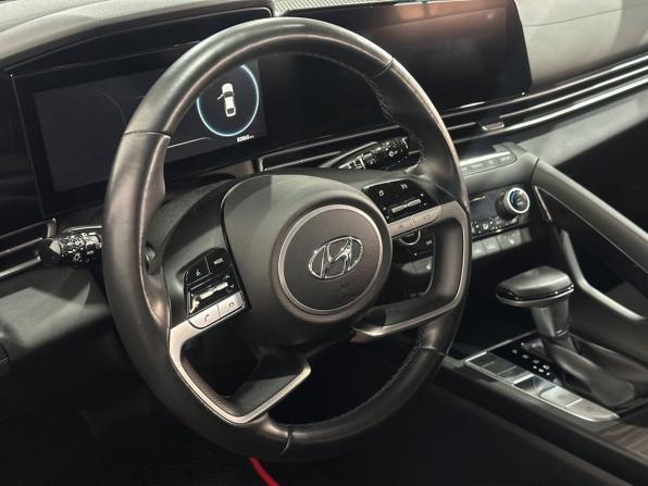 Hyundai Elantra VII (CN7) с пробегом 2021 года, цена 1 927 000 рублей, 82864 км, седан, Автокод Объявления