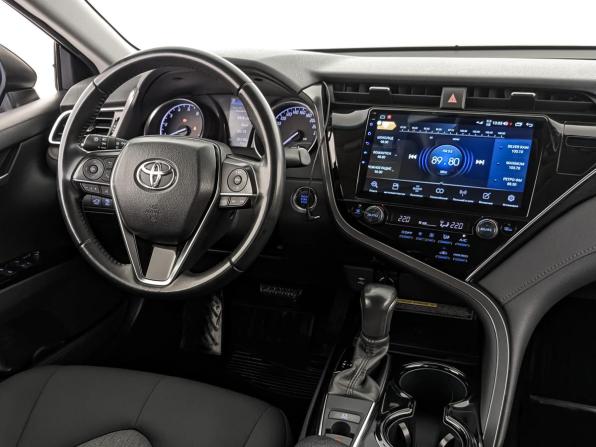 Toyota Camry VIII (XV70) с пробегом 2019 года, цена 2 690 000 рублей, 95193 км, седан, Автокод Объявления