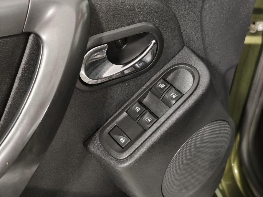 Renault Duster I Рестайлинг Санкт-Петербург  - изображение 21