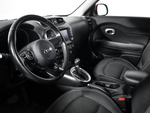Kia Soul II Рестайлинг с пробегом 2018 года, цена 1 449 000 рублей, 89200 км, хэтчбек, Автокод Объявления