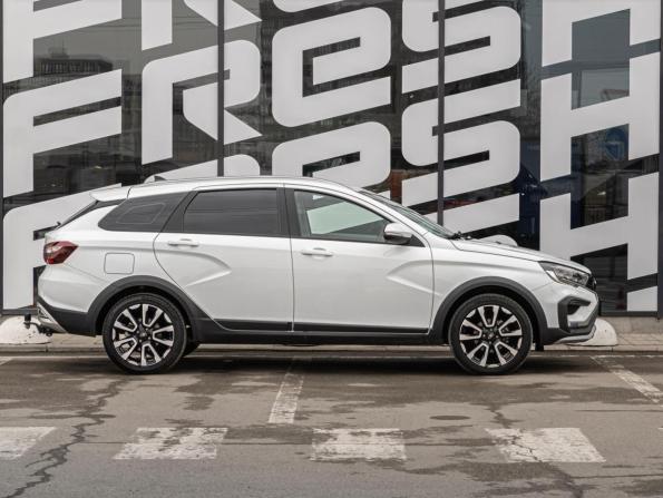 Lada (ВАЗ) Vesta I Рестайлинг (NG) с пробегом 2024 года, цена 1 620 000 рублей, 23891 км, универсал, Автокод Объявления