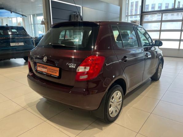 Skoda Fabia II Рестайлинг с пробегом 2010 года, цена 549 000 рублей, 176744 км, хэтчбек, Автокод Объявления
