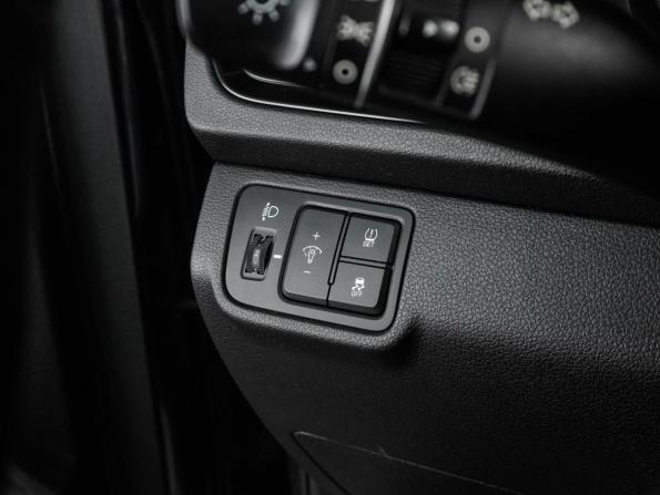 Hyundai Solaris II Рестайлинг с пробегом 2021 года, цена 1 339 000 рублей, 195135 км, седан, Автокод Объявления