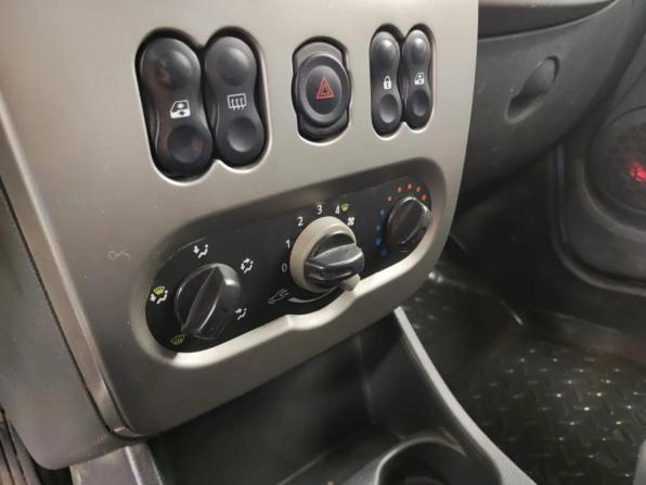 Renault Logan I Рестайлинг с пробегом 2010 года, цена 198 220 рублей, 396417 км, седан, Автокод Объявления
