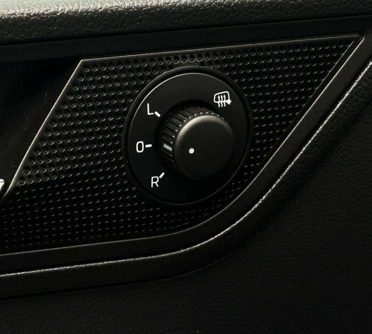 Skoda Rapid I Рестайлинг Москва  - изображение 9