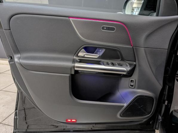 Mercedes-Benz GLA II (H247) с пробегом 2021 года, цена 4 100 000 рублей, 52046 км, внедорожник, Автокод Объявления