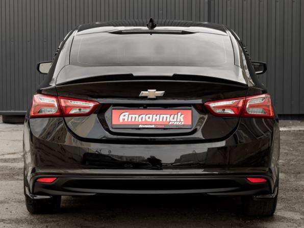 Chevrolet Malibu IX Рестайлинг с пробегом 2018 года, цена 1 350 000 рублей, 302482 км, седан, Автокод Объявления