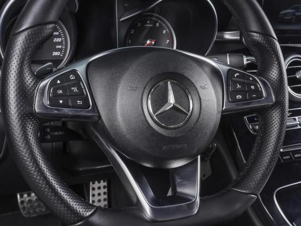 Mercedes-Benz C-Класс IV (W205) с пробегом 2015 года, цена 1 870 000 рублей, 176453 км, седан, Автокод Объявления