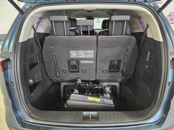 Kia Carnival IV с пробегом 2022 года, цена 3 323 000 рублей, 115567 км, минивэн, Автокод Объявления