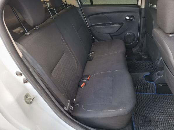 Renault Logan II с пробегом 2015 года, цена 695 000 рублей, 156789 км, седан, Автокод Объявления