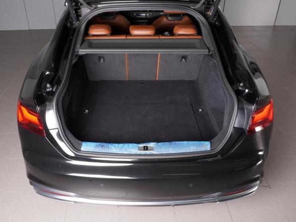 Audi A5 II (F5) Рестайлинг с пробегом 2022 года, цена 4 509 000 рублей, 68038 км, лифтбек, Автокод Объявления