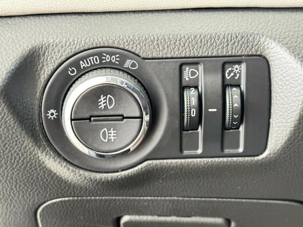 Chevrolet Cruze I Рестайлинг с пробегом 2013 года, цена 1 260 000 рублей, 58041 км, седан, Автокод Объявления