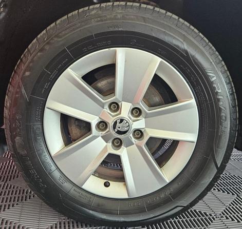 Skoda Yeti I Рестайлинг с пробегом 2014 года, цена 850 000 рублей, 190368 км, внедорожник, Автокод Объявления