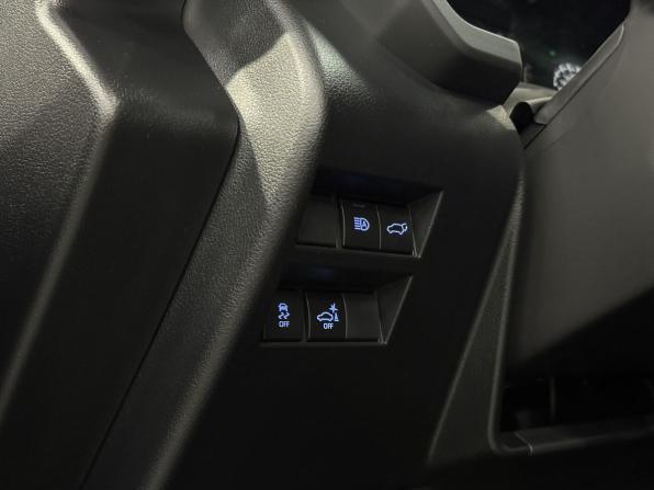 Toyota Land Cruiser 300 Series с пробегом 2021 года, цена 10 800 000 рублей, 109867 км, внедорожник, Автокод Объявления