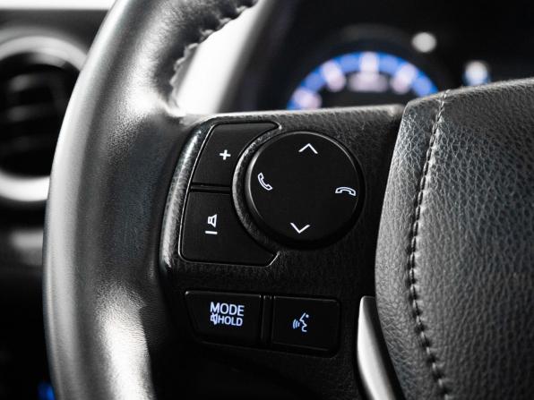 Toyota RAV4 IV (XA40) Рестайлинг с пробегом 2017 года, цена 2 149 500 рублей, 219522 км, внедорожник, Автокод Объявления