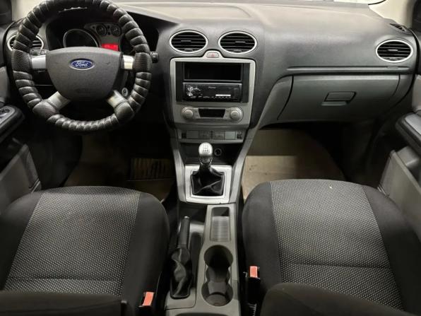 Ford Focus II Рестайлинг с пробегом 2010 года, цена 388 000 рублей, 167561 км, хэтчбек, Автокод Объявления