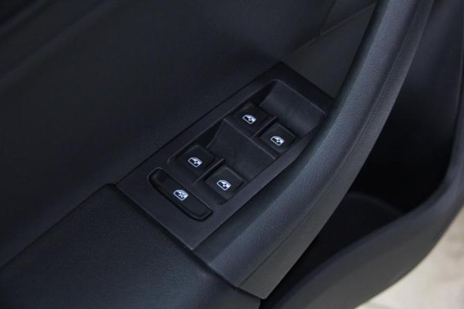 Volkswagen Polo VI с пробегом 2021 года, цена 1 558 000 рублей, 74141 км, лифтбек, Автокод Объявления
