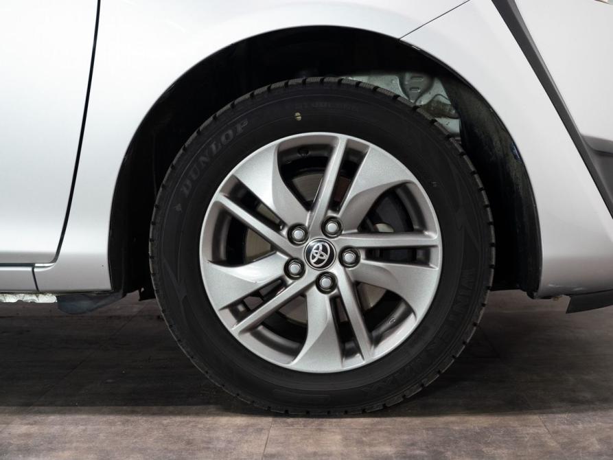 Toyota Sienta II Чита  - изображение 19