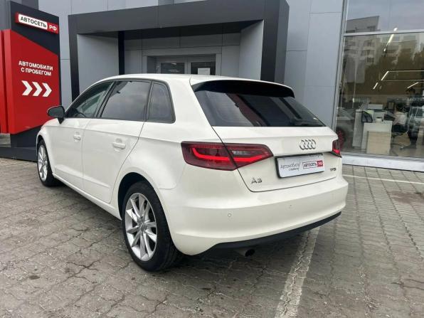 Audi A3 III (8V) с пробегом 2015 года, цена 1 185 600 рублей, 217140 км, хэтчбек, Автокод Объявления