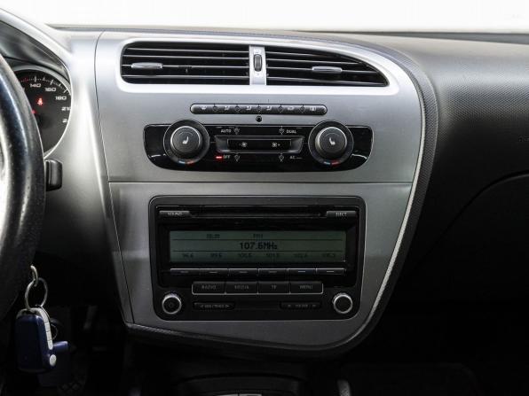 SEAT Leon II Рестайлинг с пробегом 2011 года, цена 699 000 рублей, 195227 км, хэтчбек, Автокод Объявления
