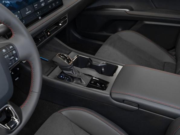 Toyota Camry IX (XV80) China Market Рестайлинг с пробегом 2026 года, цена 4 700 000 рублей, 32 км, седан, Автокод Объявления