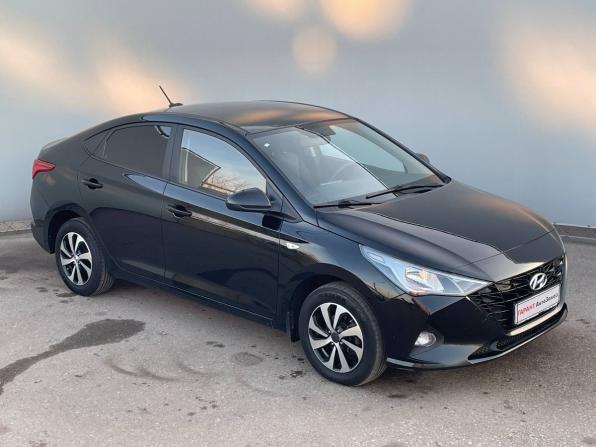 Hyundai Solaris II Рестайлинг с пробегом 2021 года, цена 1 450 000 рублей, 155479 км, седан, Автокод Объявления