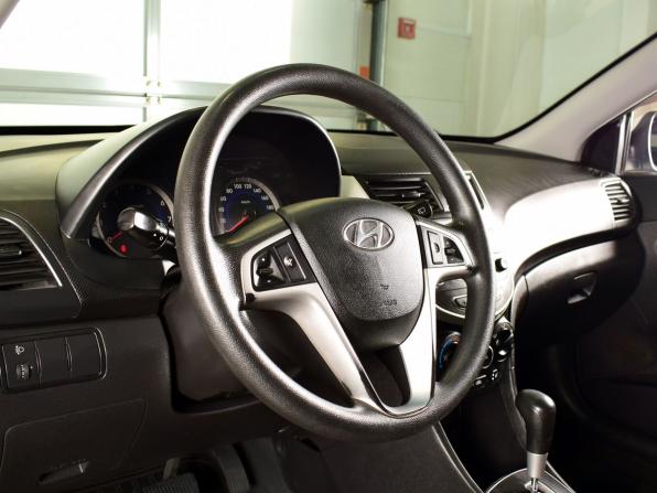 Hyundai Solaris I с пробегом 2011 года, цена 879 995 рублей, 179887 км, хэтчбек, Автокод Объявления