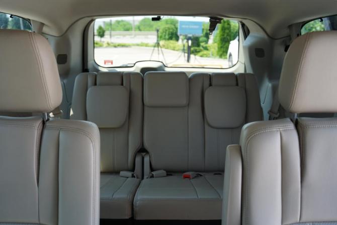 Chrysler Town &amp; Country V Рестайлинг с пробегом 2011 года, цена 999 999 рублей, 304000 км, минивэн, Автокод Объявления