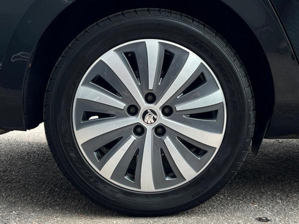 Skoda Superb III Рестайлинг с пробегом 2020 года, цена 1 937 700 рублей, 265226 км, лифтбек, Автокод Объявления