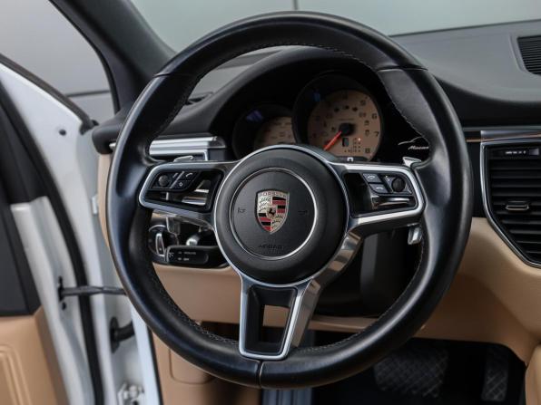 Porsche Macan I с пробегом 2018 года, цена 3 949 000 рублей, 114721 км, внедорожник, Автокод Объявления
