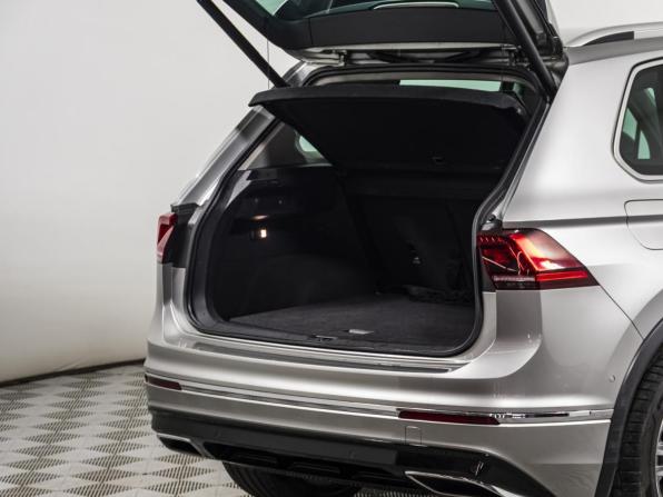 Volkswagen Tiguan II с пробегом 2018 года, цена 3 358 000 рублей, 90300 км, внедорожник, Автокод Объявления