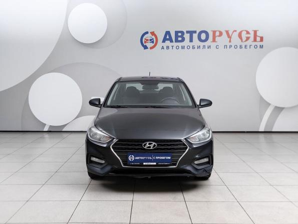 Hyundai Solaris II с пробегом 2017 года, цена 1 051 000 рублей, 155000 км, седан, Автокод Объявления