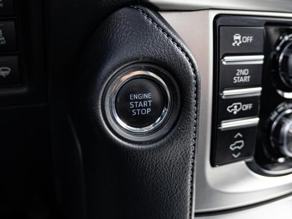 Toyota Land Cruiser Prado 150 Series Рестайлинг 3 с пробегом 2021 года, цена 5 995 000 рублей, 113528 км, внедорожник, Автокод Объявления