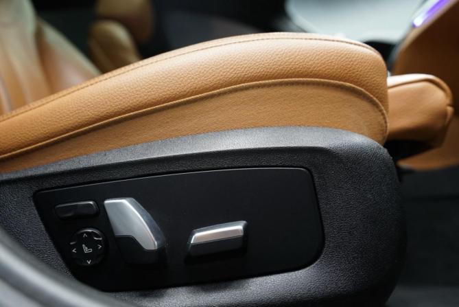 BMW 5 серии VII (G30/G31/G38) с пробегом 2018 года, цена 3 750 000 рублей, 89000 км, седан, Автокод Объявления
