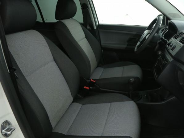 Skoda Fabia II Рестайлинг с пробегом 2012 года, цена 499 000 рублей, 155700 км, хэтчбек, Автокод Объявления