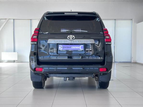 Toyota Land Cruiser Prado 150 Series Рестайлинг 2 с пробегом 2019 года, цена 4 950 000 рублей, 104000 км, внедорожник, Автокод Объявления