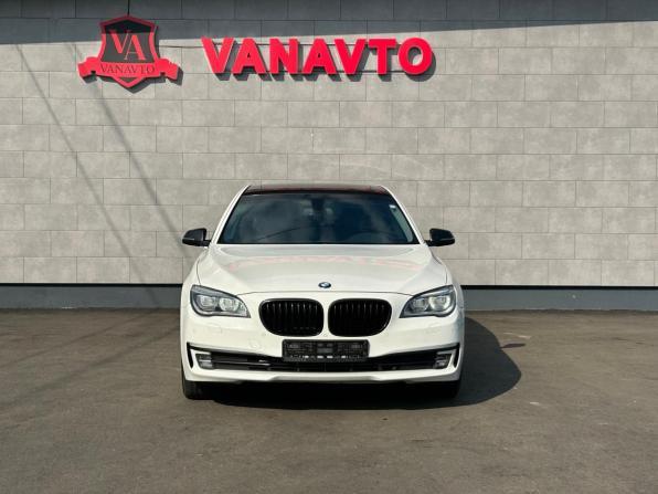 BMW 7 серии V (F01/F02/F04) Рестайлинг с пробегом 2015 года, цена 2 050 000 рублей, 273100 км, седан, Автокод Объявления