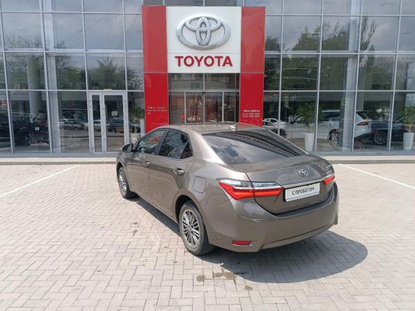 Toyota Corolla XI (E160 E170 E180) Рестайлинг 1 с пробегом 2018 года, цена 1 799 000 рублей, 129427 км, седан, Автокод Объявления