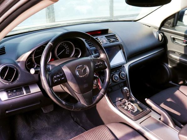 Mazda 6 II (GH) Рестайлинг с пробегом 2010 года, цена 999 000 рублей, 411332 км, седан, Автокод Объявления