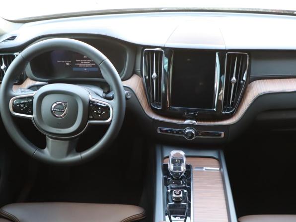 Volvo XC60 II Рестайлинг с пробегом 2024 года, цена 5 500 000 рублей, 23195 км, внедорожник, Автокод Объявления