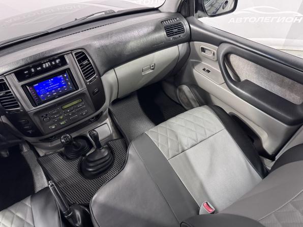 Toyota Land Cruiser 100 Series Рестайлинг 2 с пробегом 2006 года, цена 2 230 000 рублей, 390561 км, внедорожник, Автокод Объявления