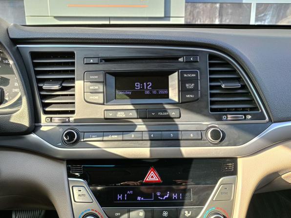 Hyundai Elantra VI (AD) с пробегом 2017 года, цена 1 449 000 рублей, 134000 км, седан, Автокод Объявления