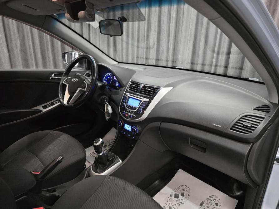 Hyundai Solaris I Красноярск  - изображение 11