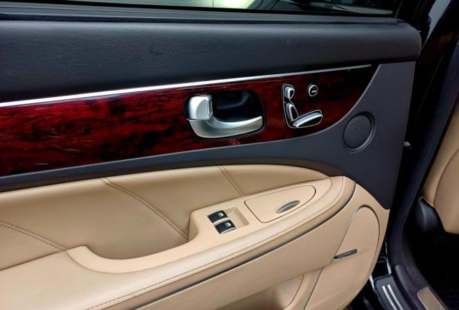 Hyundai Equus II с пробегом 2011 года, цена 1 020 000 рублей, 233971 км, седан, Автокод Объявления