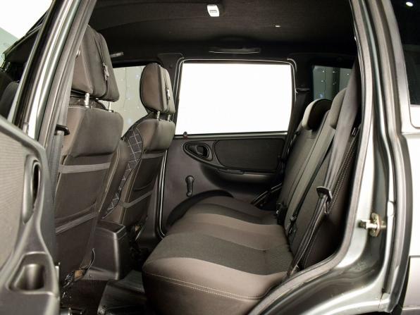 Chevrolet Niva I Рестайлинг с пробегом 2018 года, цена 725 995 рублей, 107607 км, внедорожник, Автокод Объявления