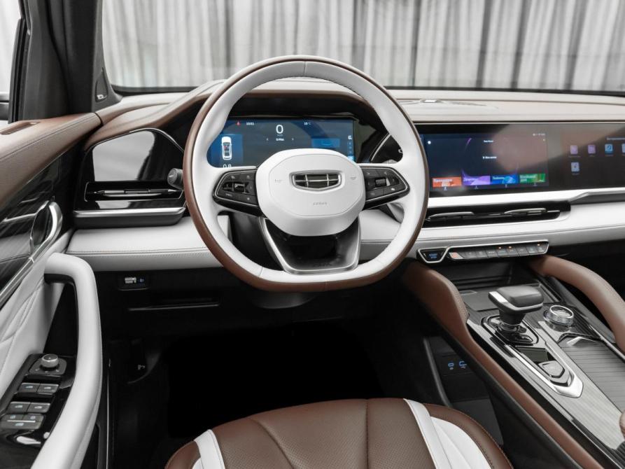 Geely Monjaro I Москва  - изображение 10