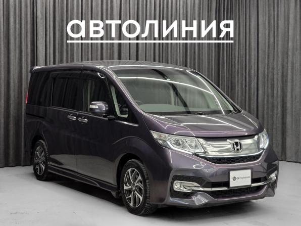 Honda Stepwgn V с пробегом 2016 года, цена 1 745 000 рублей, 140000 км, минивэн, Автокод Объявления